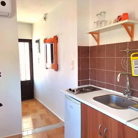 Small Apartamento Rhodes City